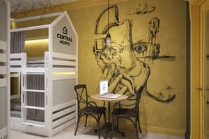 Хостел Central Hostel. Место в общем 4-местном номере Yellov 1