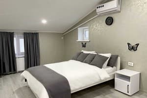 Апарт-отель На Набережной. Апартаменты одноместный №4 второй этаж 1