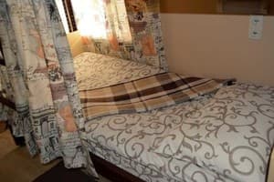 Хостел Sweetdream Hostel. Место в женском трехместном номере  1